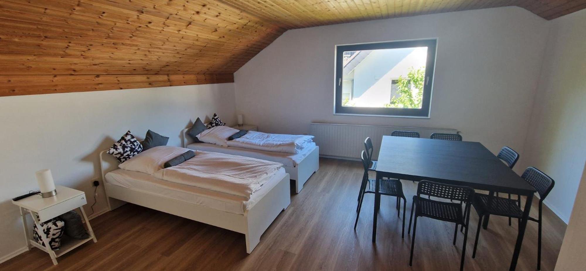 Mcmonti Bielefeld - Oerlingshausen Zentral, Netflix Oerlinghausen Exterior foto