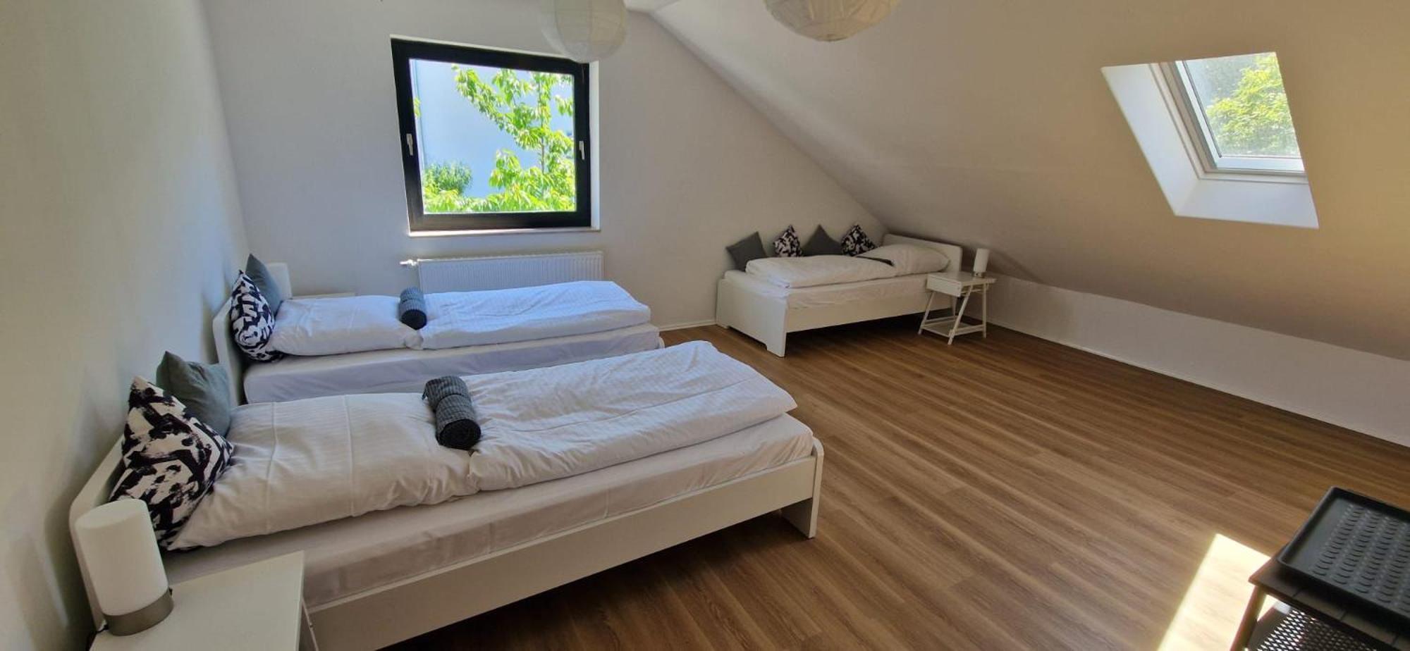 Mcmonti Bielefeld - Oerlingshausen Zentral, Netflix Oerlinghausen Exterior foto